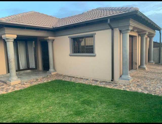 3 BEDROOM HOUSE FOR SALE IN HOSPITAL VIEW